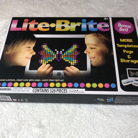 Light Brite Bonus Set More Templates, Pegs and Storage Hasbro - Picture 4 of 8